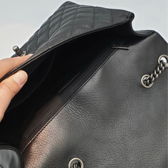 100AUTH CHANEL Black Leather Symbols Flap Bag HGrl - Picture 11 of 12